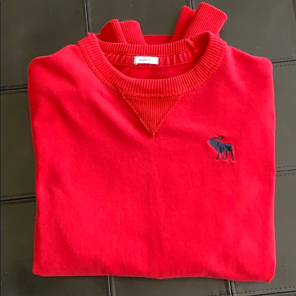 Red sweatshirt Abercrombie